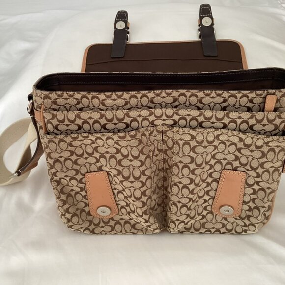 Coach Signature Messenger Bag - Picture 3 of 3